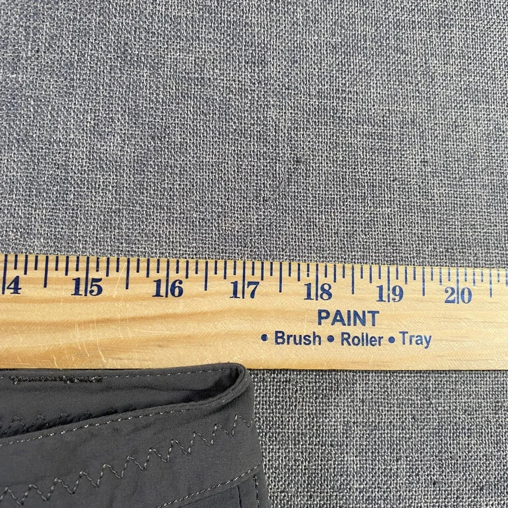 Eddie Bauer First Ascent Shorts Womens Size 10 Hiking Casual‎ Gray